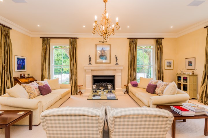 5 Bedroom Property for Sale in Constantia Western Cape
